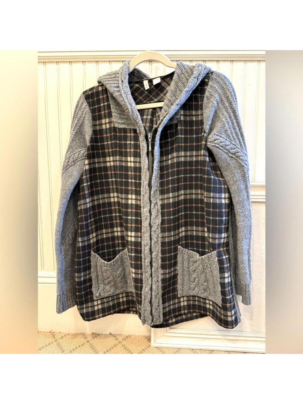 Moth combo cable knit andflannel hooded full zip jacket S
